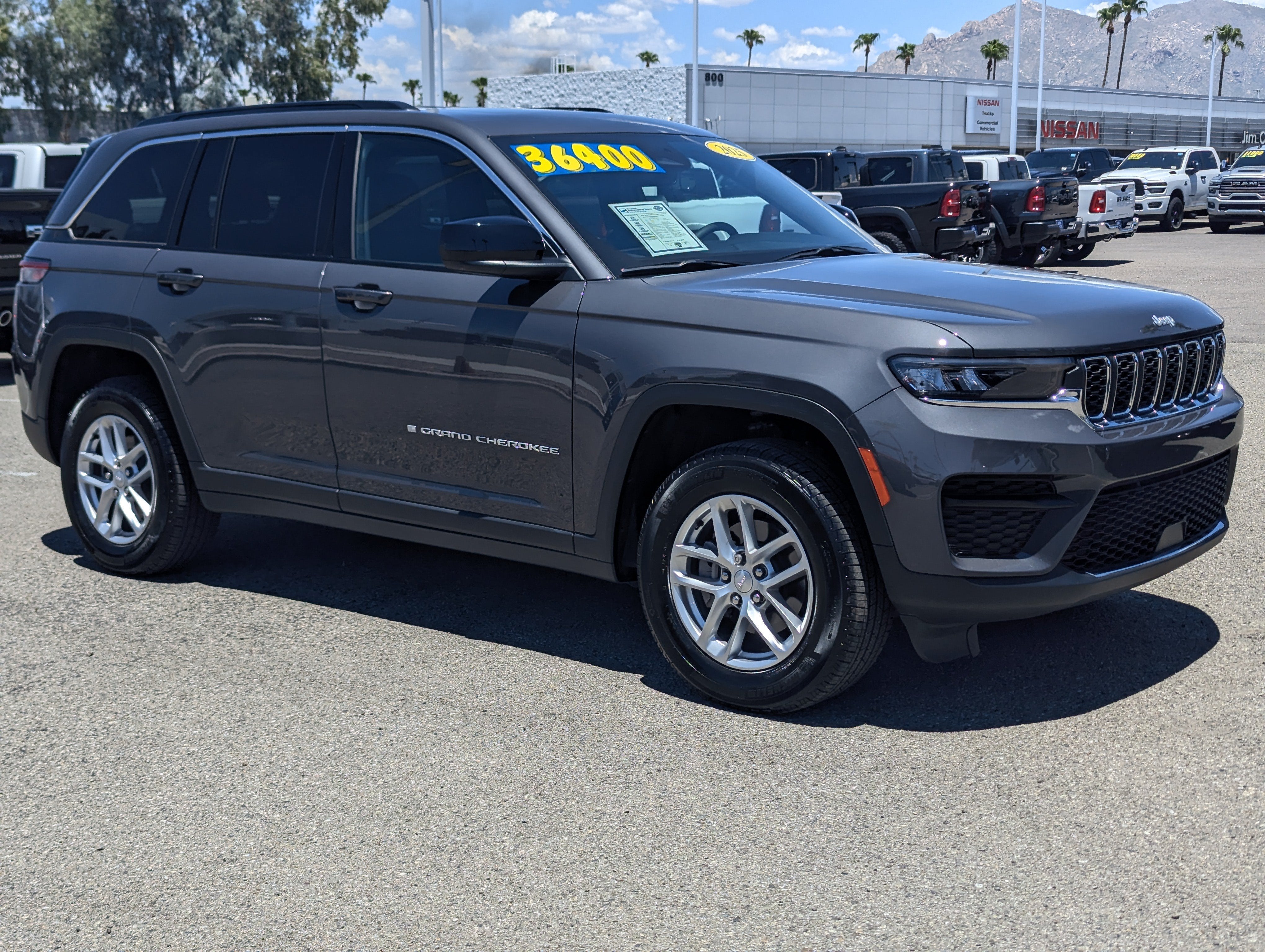 2025 Jeep Grand Cherokee Laredo X