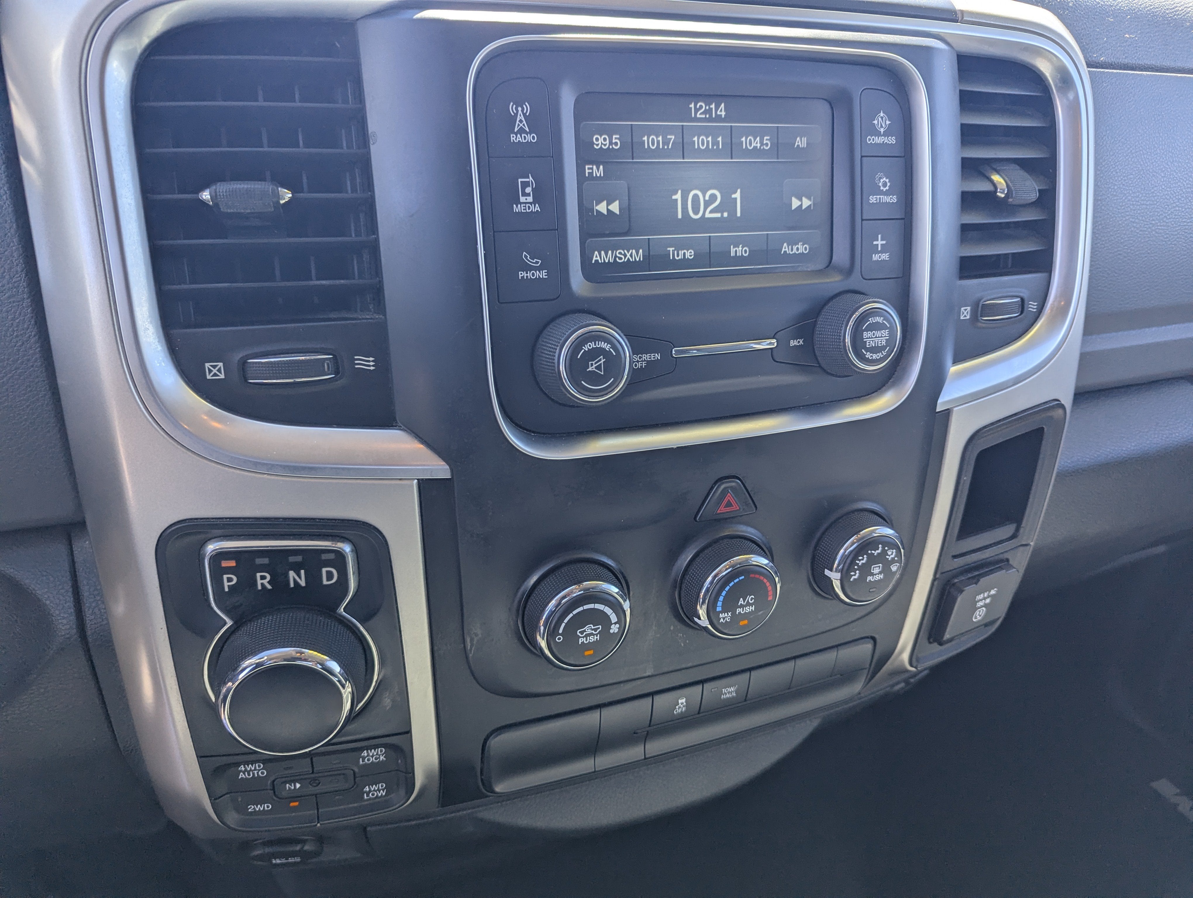 2016 RAM 1500 Big Horn