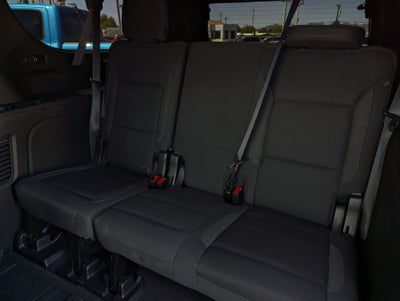 2023 Chevrolet Suburban LS