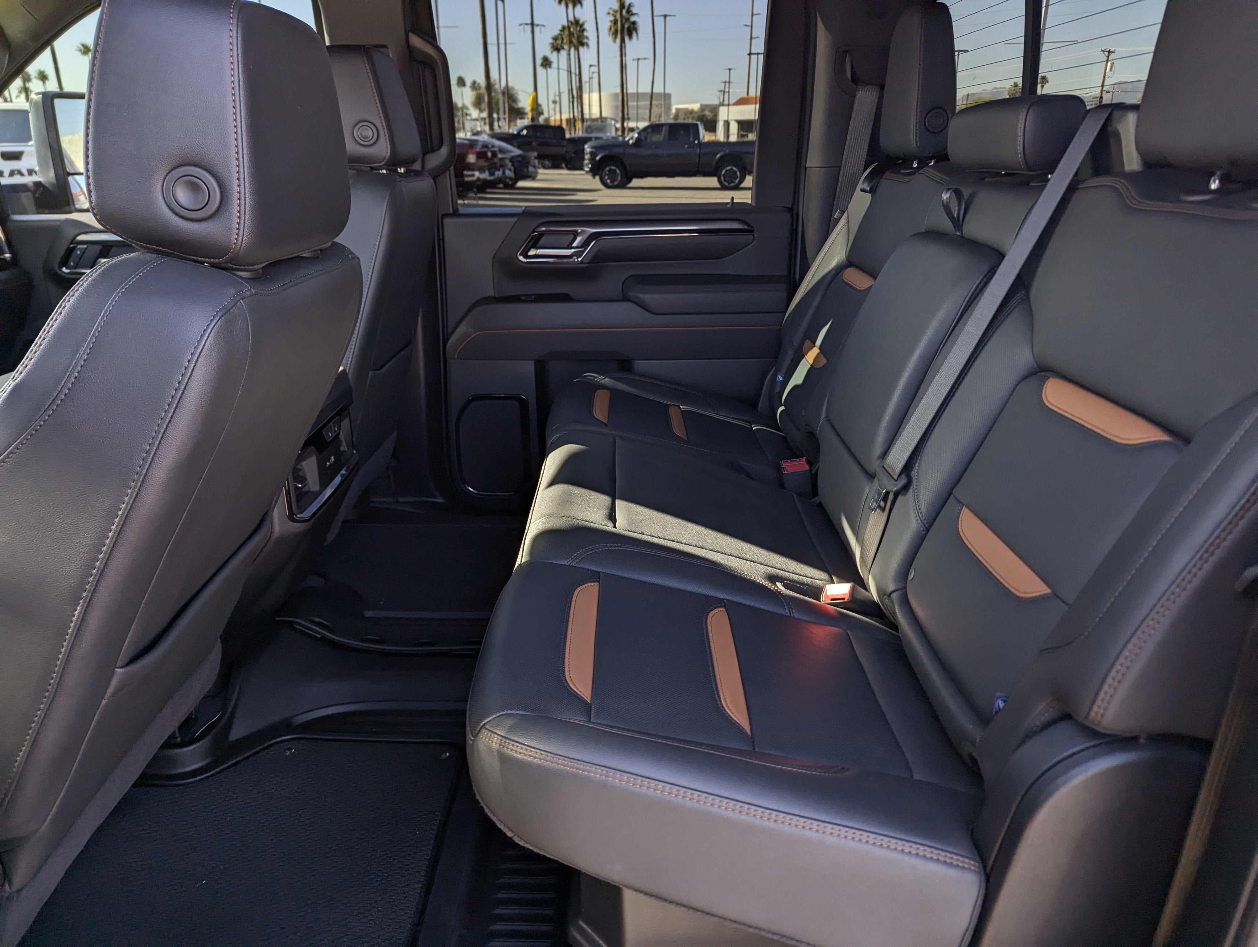 2025 GMC Sierra 3500HD AT4