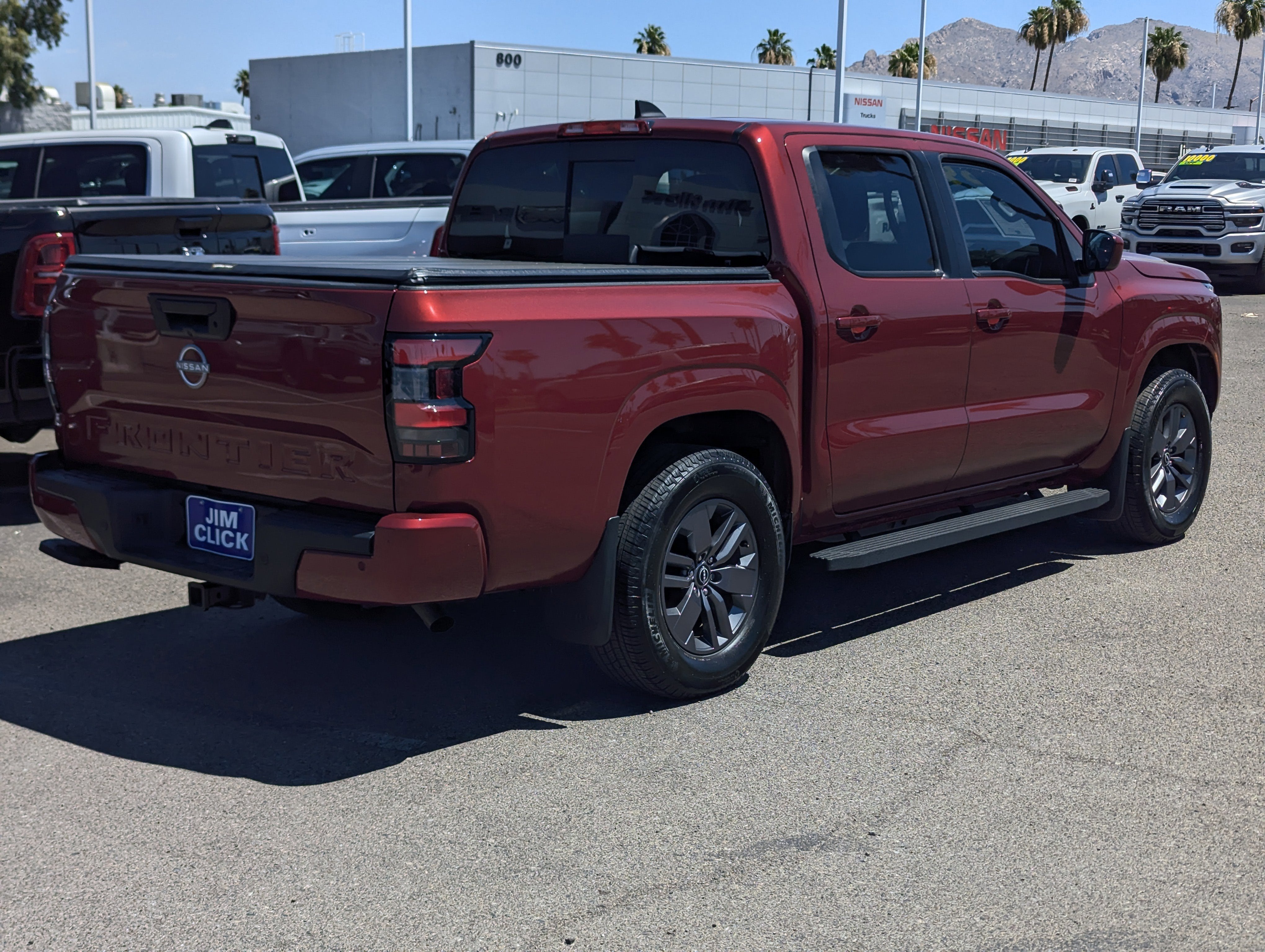 2025 Nissan Frontier SV