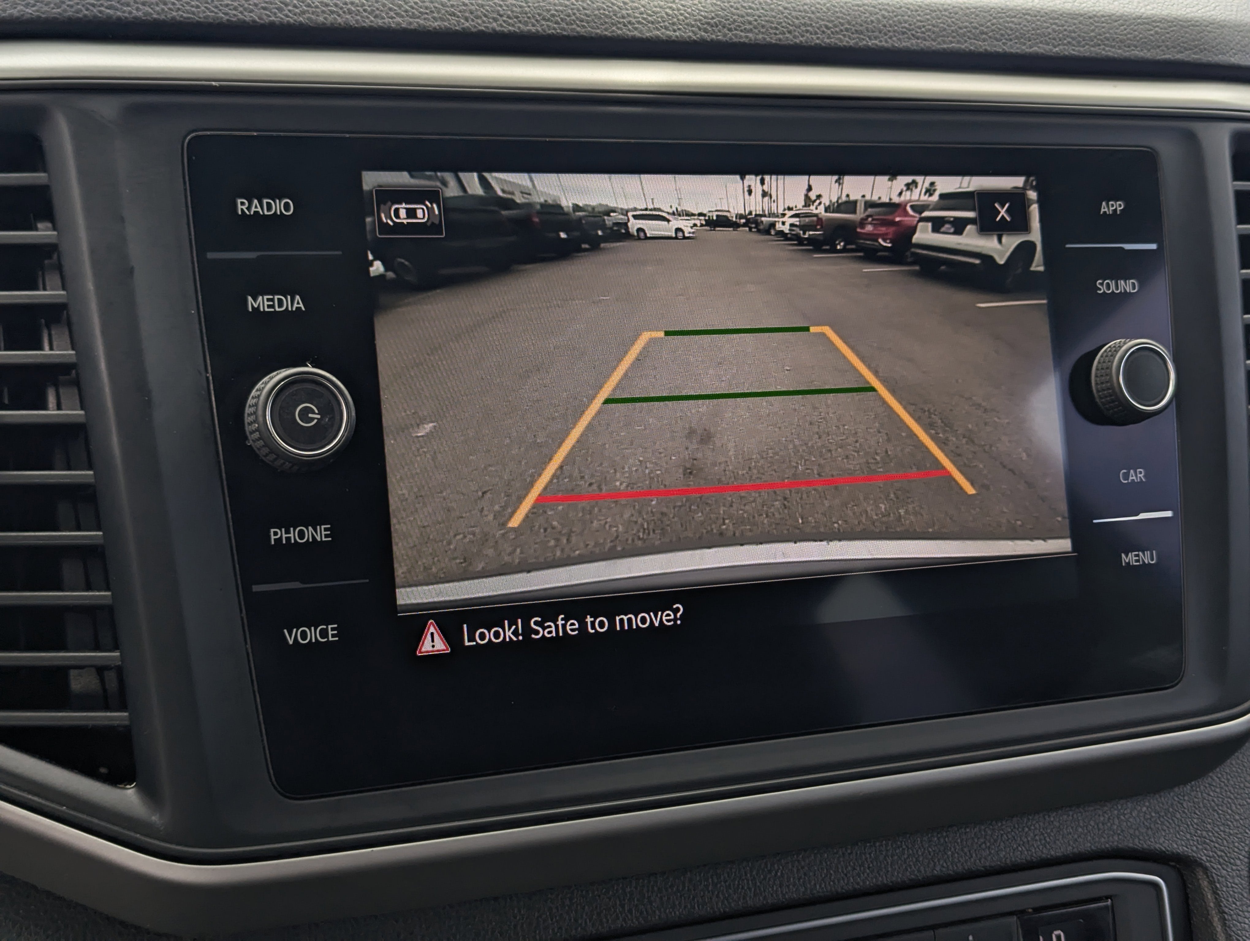 2021 Volkswagen Atlas Cross Sport 2.0T SE w/Technology