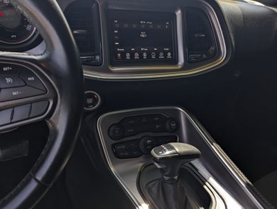 2022 Dodge Challenger SXT