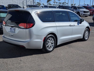 2026 Chrysler Voyager LX