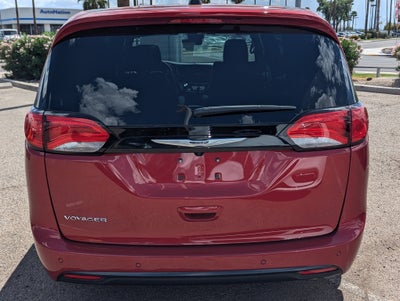 2026 Chrysler Voyager LX