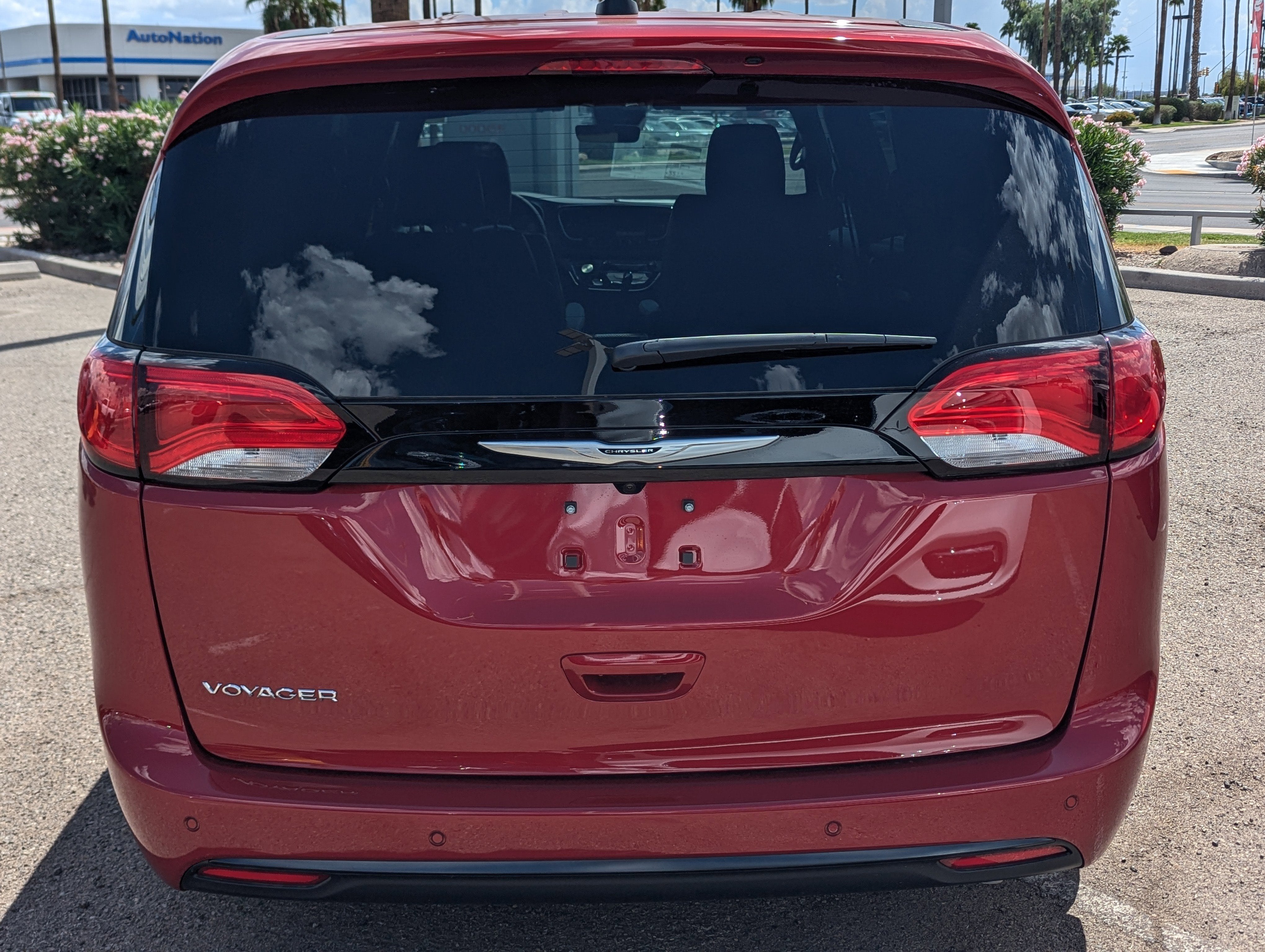 2026 Chrysler Voyager LX