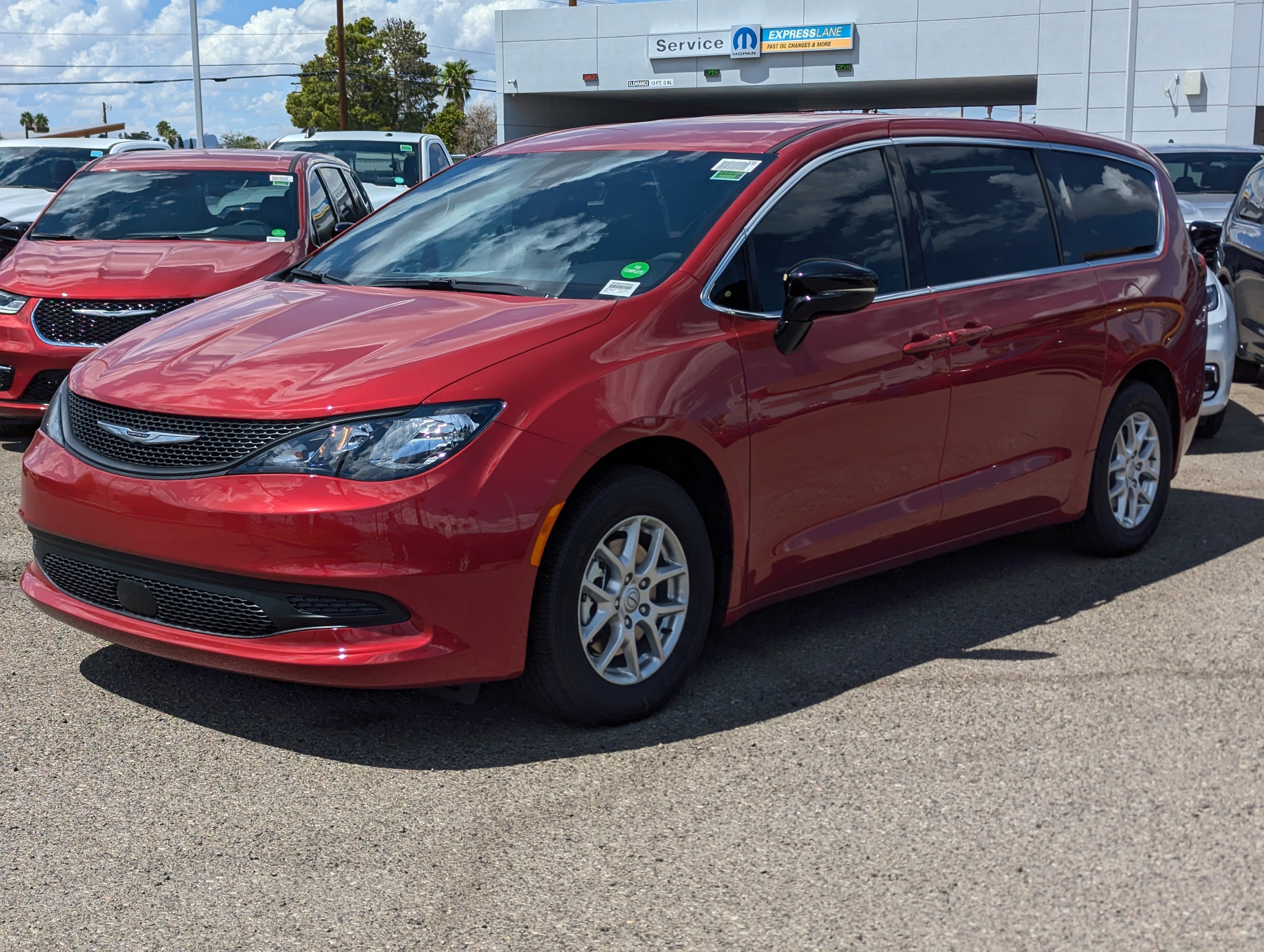 2026 Chrysler Voyager LX