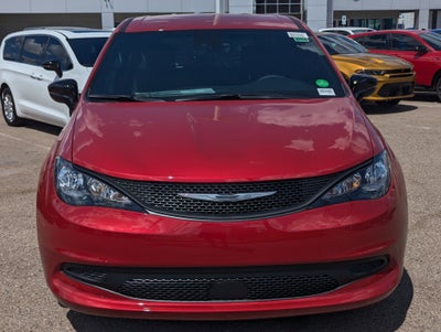 2026 Chrysler Voyager LX