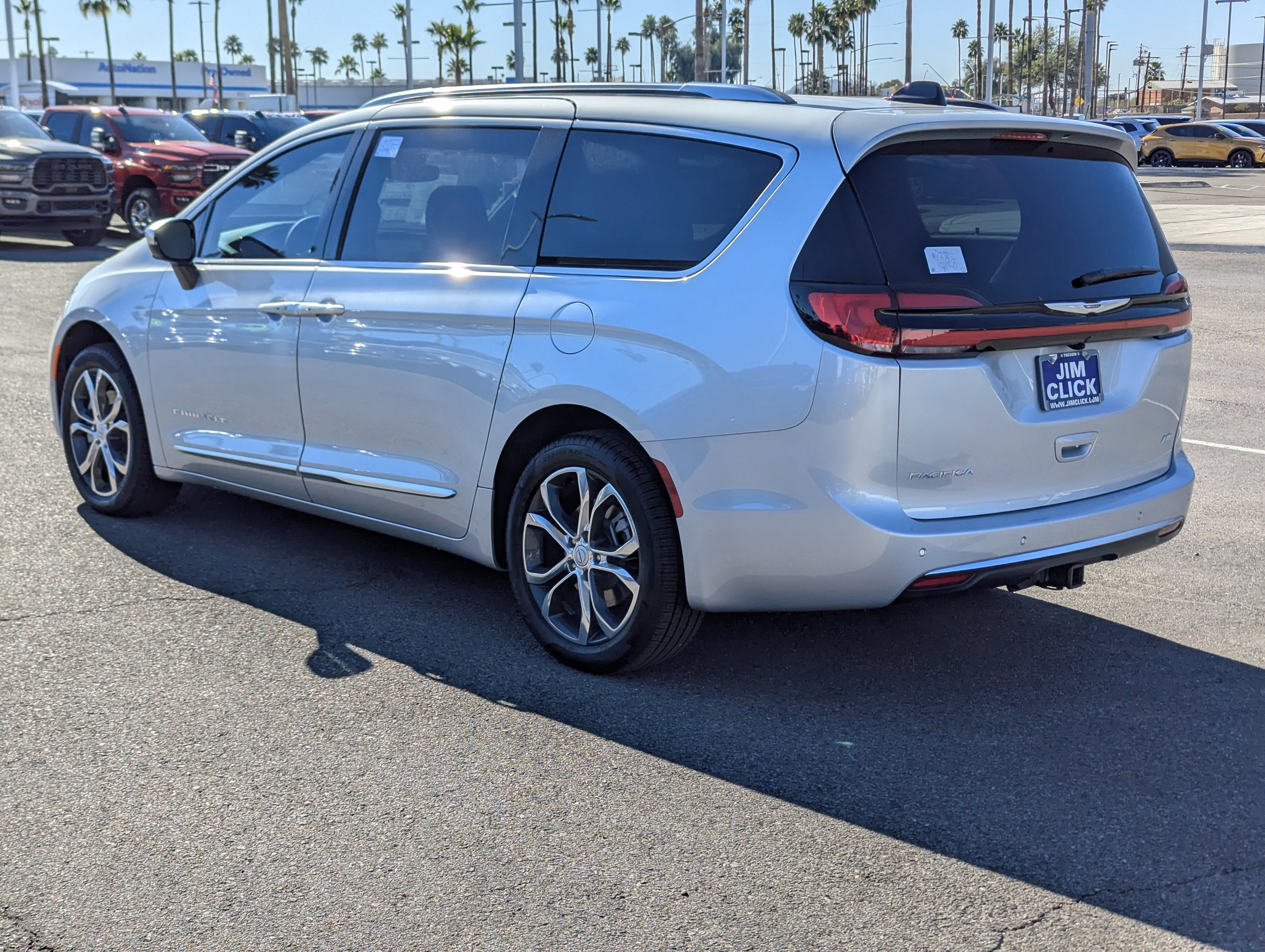 2026 Chrysler Pacifica Pinnacle