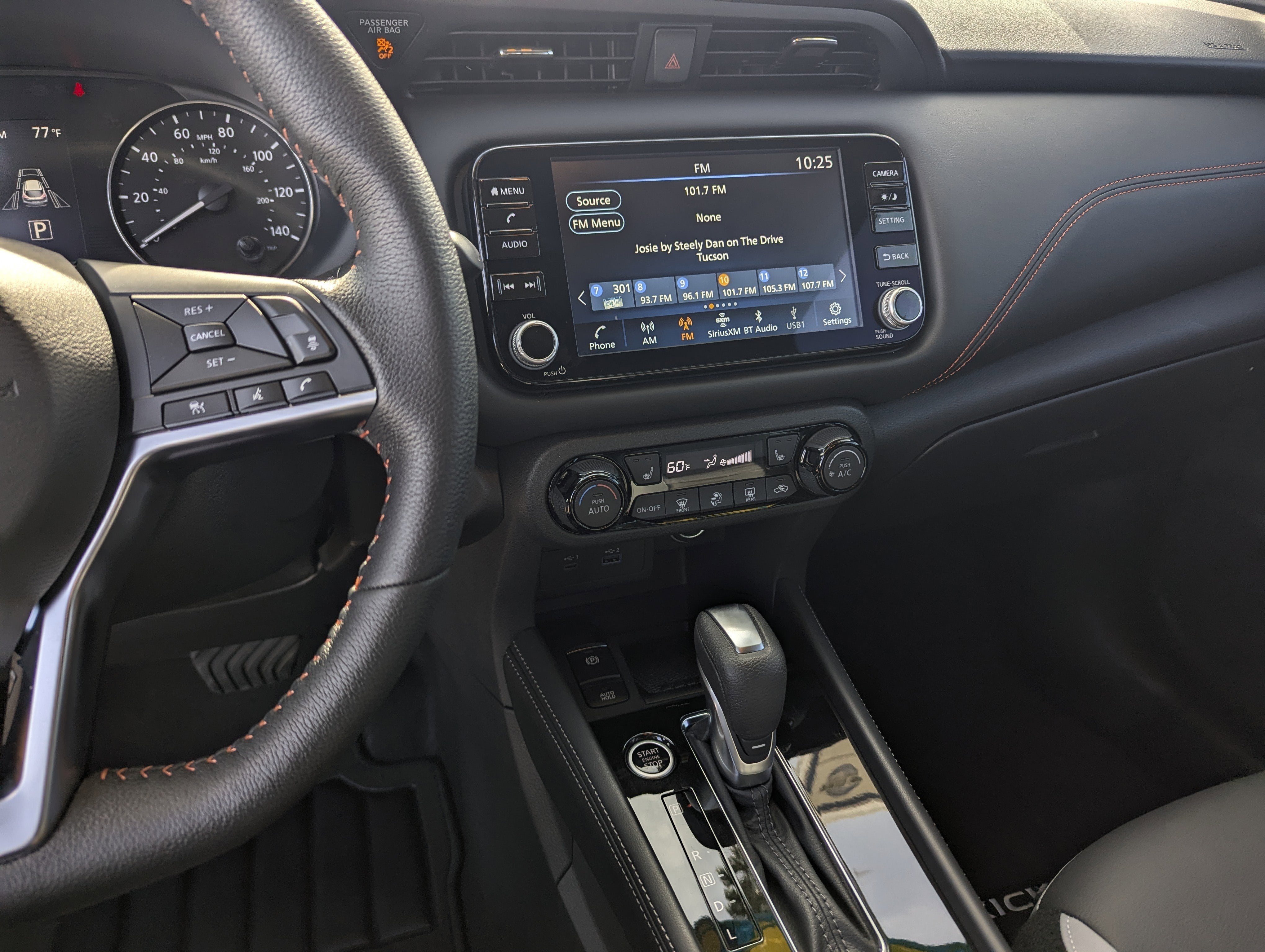 2024 Nissan Kicks SR