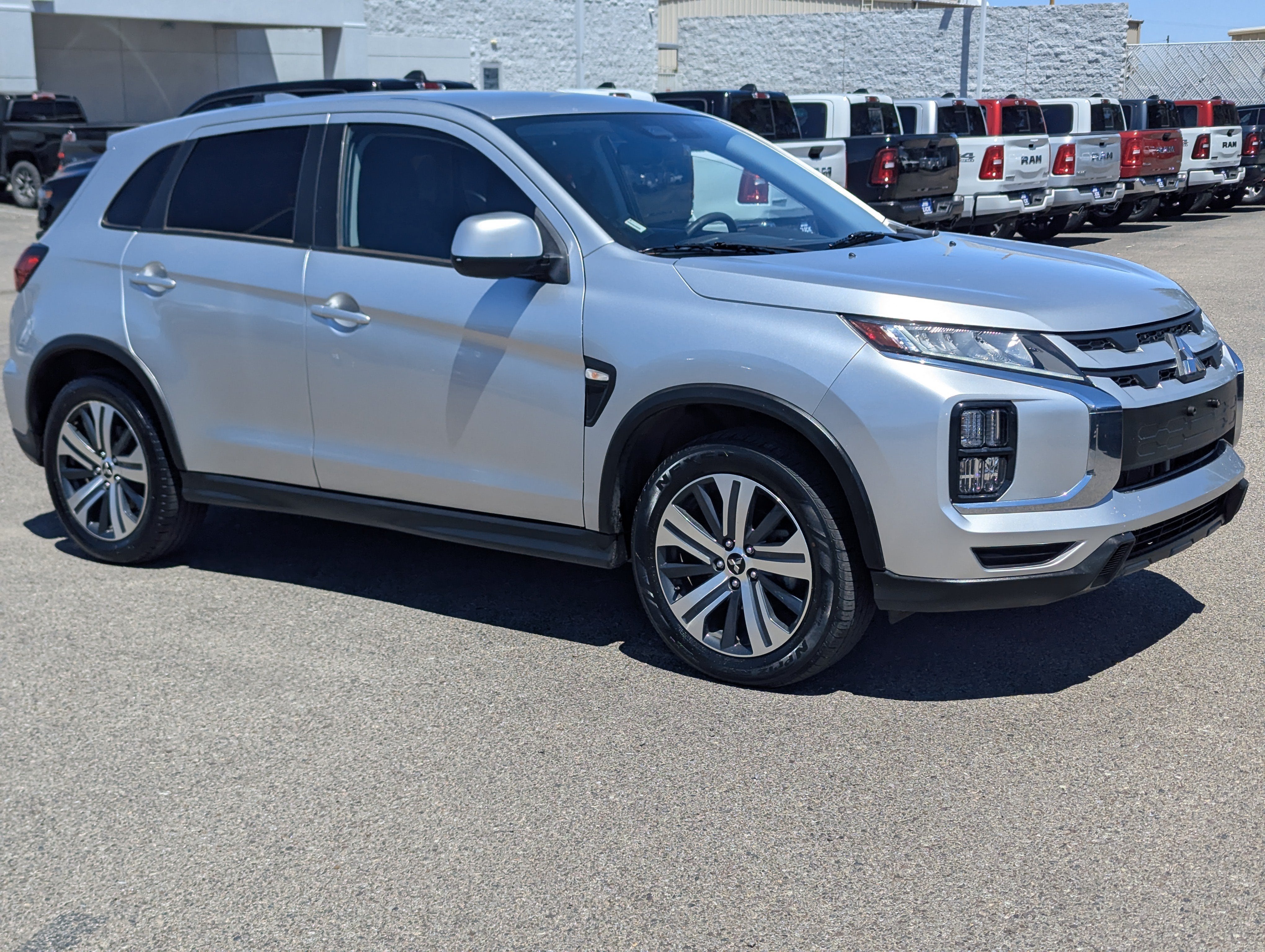 2024 Mitsubishi Outlander Sport ES