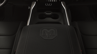 2026 RAM Ram 1500 RAM 1500 LARAMIE CREW CAB 4X2 5'7' BOX